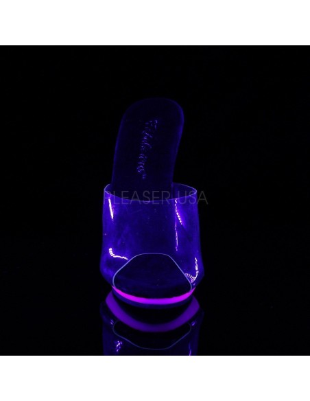 Zuecos tacón alto y pequeña plataforma en color neón reactivo a luz UV